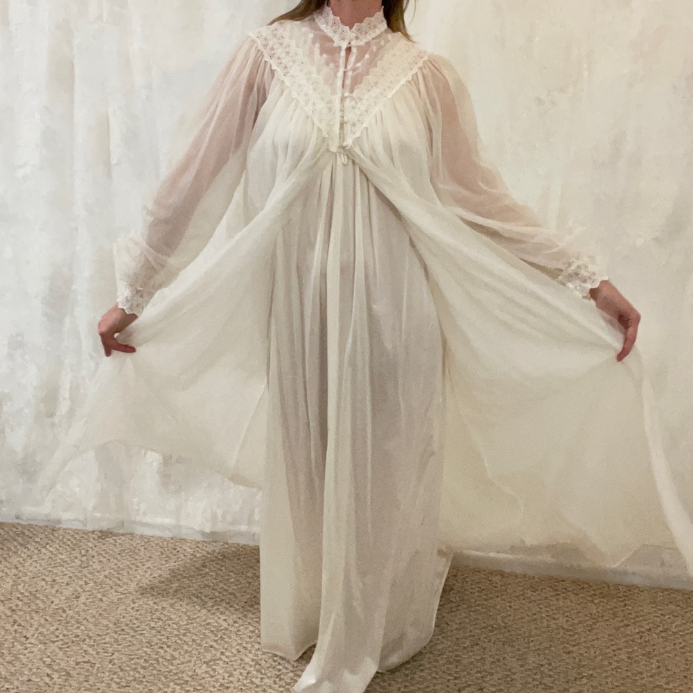 70’s Peignoir Nylon set